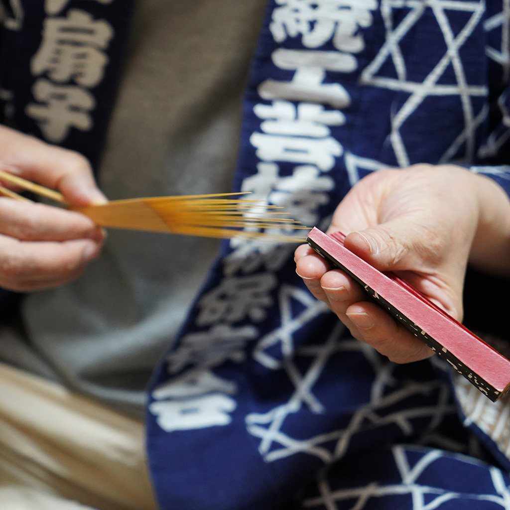 【扇子】女持 馬 本煤竹 | 江戸扇子｜雲錦堂 深津扇子店 - Image 9