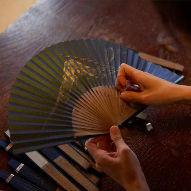 【扇子】色は匂へと 香りの扇 うつし香 あわ雪×沈香 (男女兼用) | 京扇子 | 大西常商店（名入れ受付停止中） - Image 12